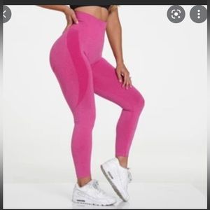Fuschia NVGTN Leggings